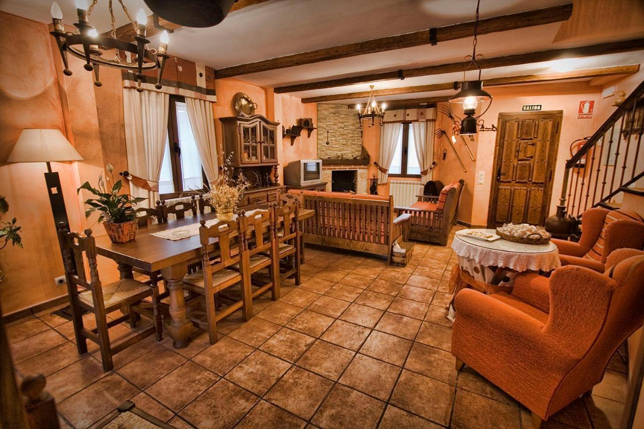 Casa Rural El Herrero De Польос Экстерьер фото