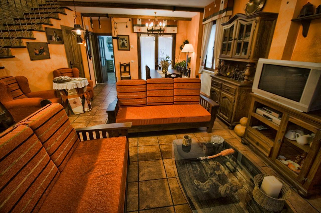 Casa Rural El Herrero De Польос Экстерьер фото